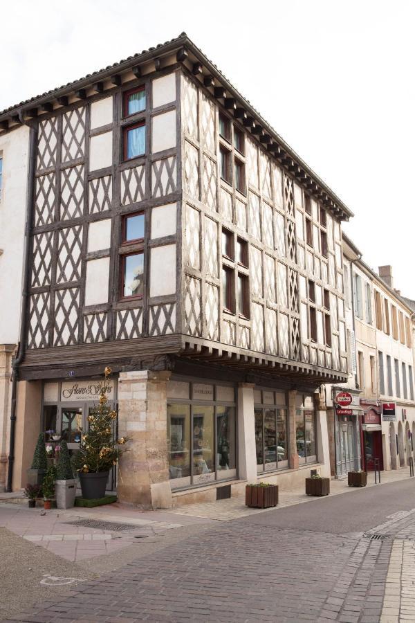 Appartement A-Mi-Chemin - Centre-Ville De Tournus Eksteriør billede