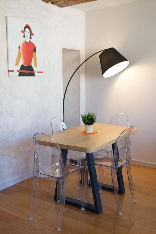 Appartement A-Mi-Chemin - Centre-Ville De Tournus Eksteriør billede